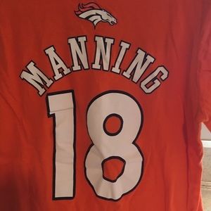 NFL Broncos tee (Manning) YXL